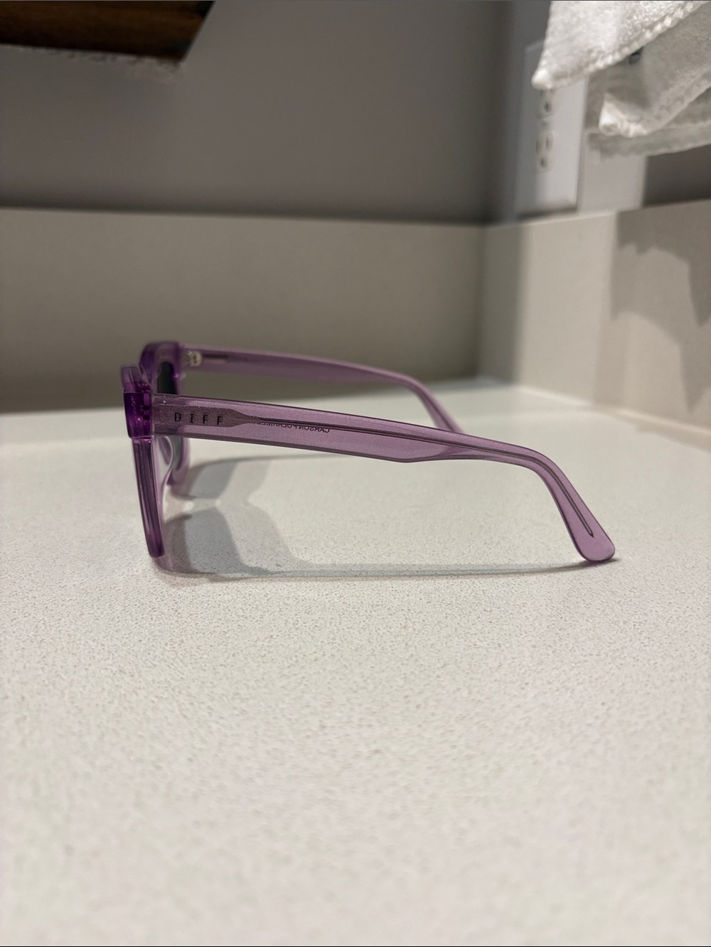 Diff Carson Sunglasses - Picture 4 of 6